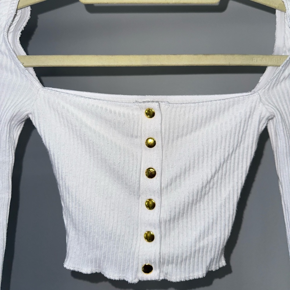 Are You Am I Cropped Long Sleeve Shirt